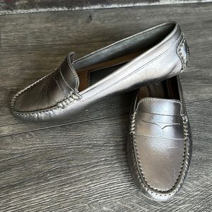 NWT Eastland shoes slip on silver metallic loafers women’s size 11